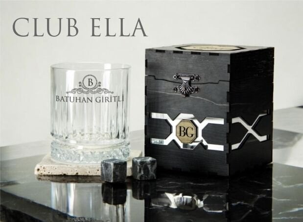 Club Ella