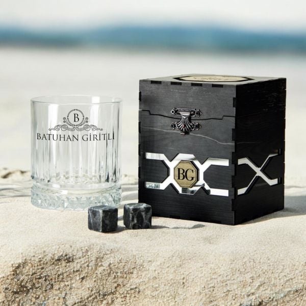 Club Ella Ahşap Kutulu Viski Seti | Kişiye Özel Baskılı & Şık Hediye