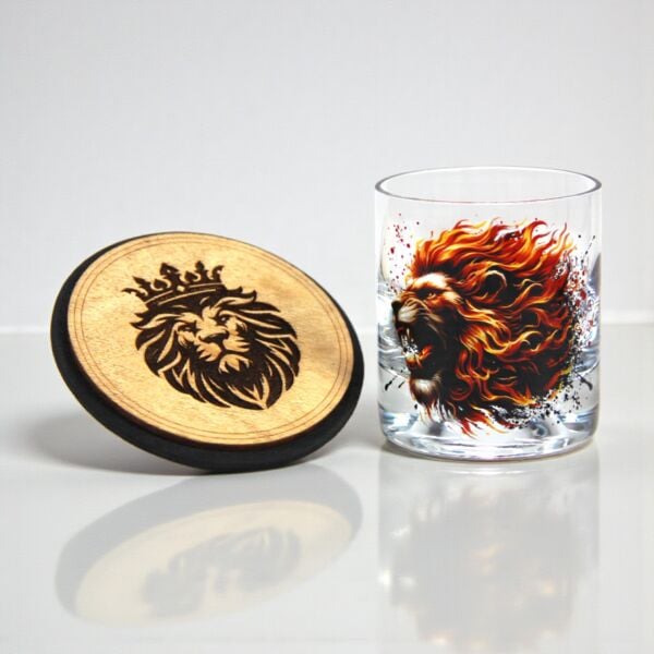 Aslan Figürlü Viski Bardağı ve Ahşap Altlık