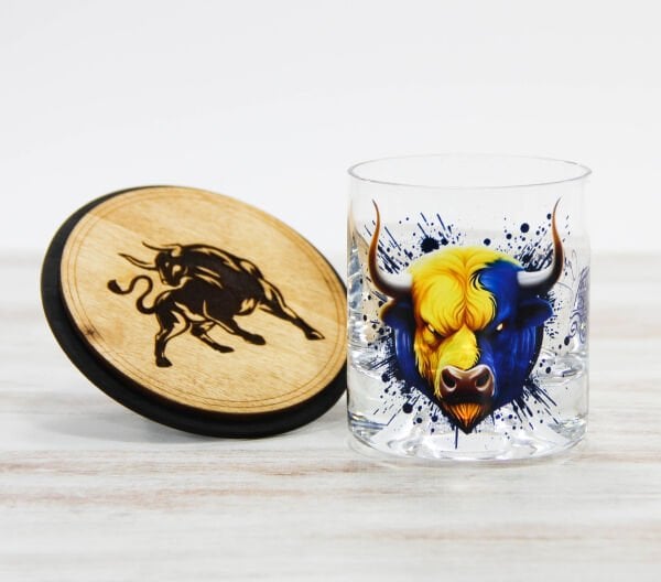 Sarı Lacivert Boğa Figürlü İsim Baskılı Viski Bardağı