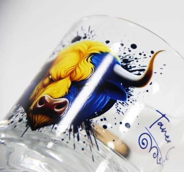 Sarı Lacivert Boğa Figürlü İsim Baskılı Viski Bardağı