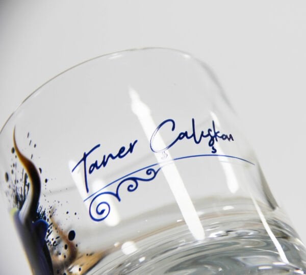 Sarı Lacivert Boğa Figürlü İsim Baskılı Viski Bardağı