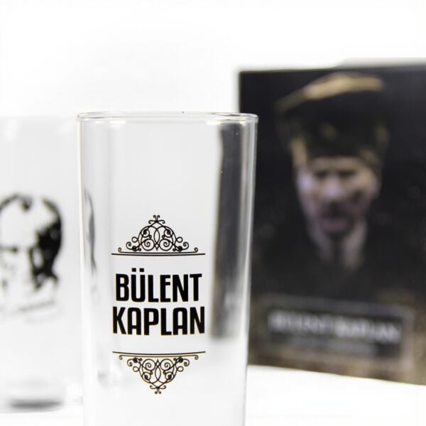 Atatürk ve İmza - İsim Baskılı - Özel Ata Hediyelik Kutulu